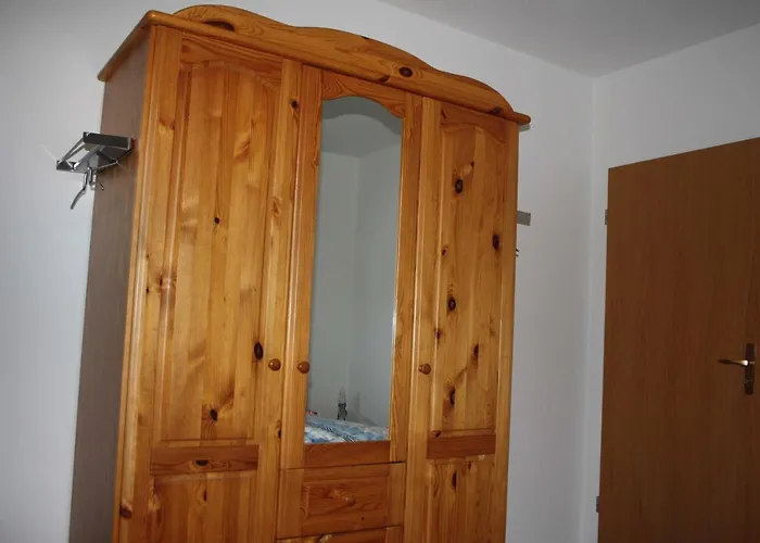 Muehlenblick, 45217 *